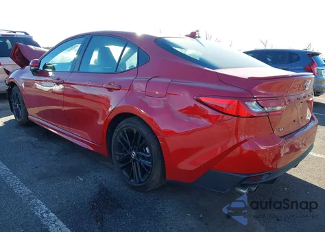 2025 Toyota Camry Se z USA, uszkodzony, nr VIN 4T1DAACK5SU043841